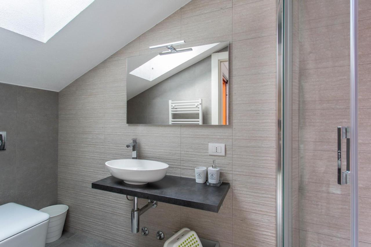 New Eleven Apartment On Como Lake Oliveto Lario Экстерьер фото